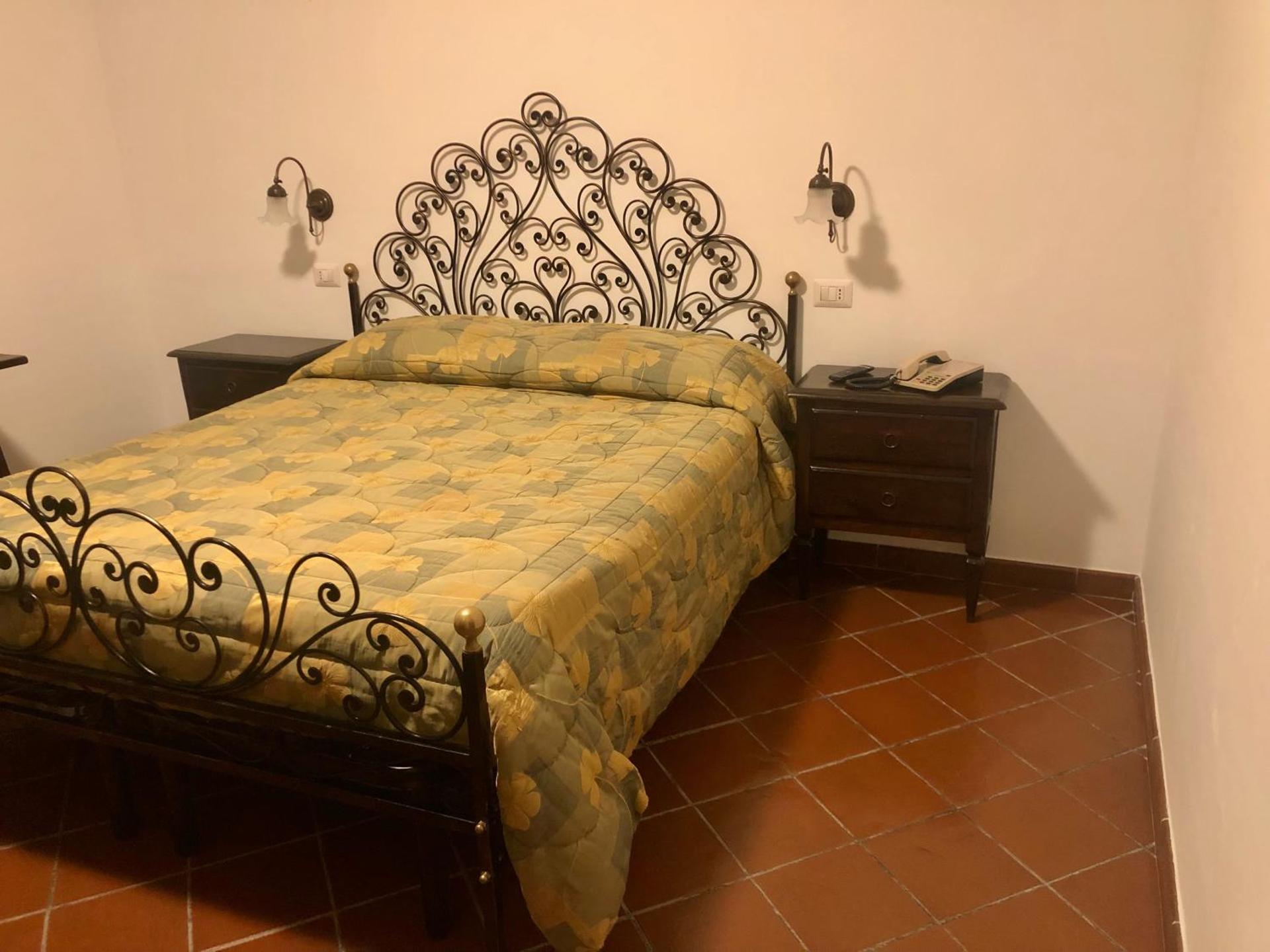 Standard Double or Twin Room with Garden View