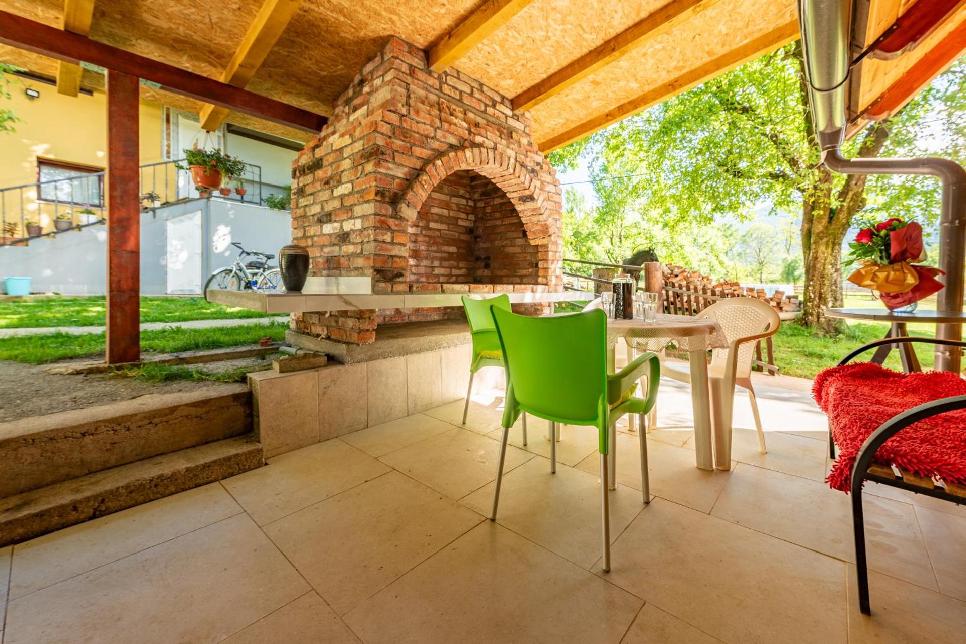 Kuća za odmor - POD VELEBITOM