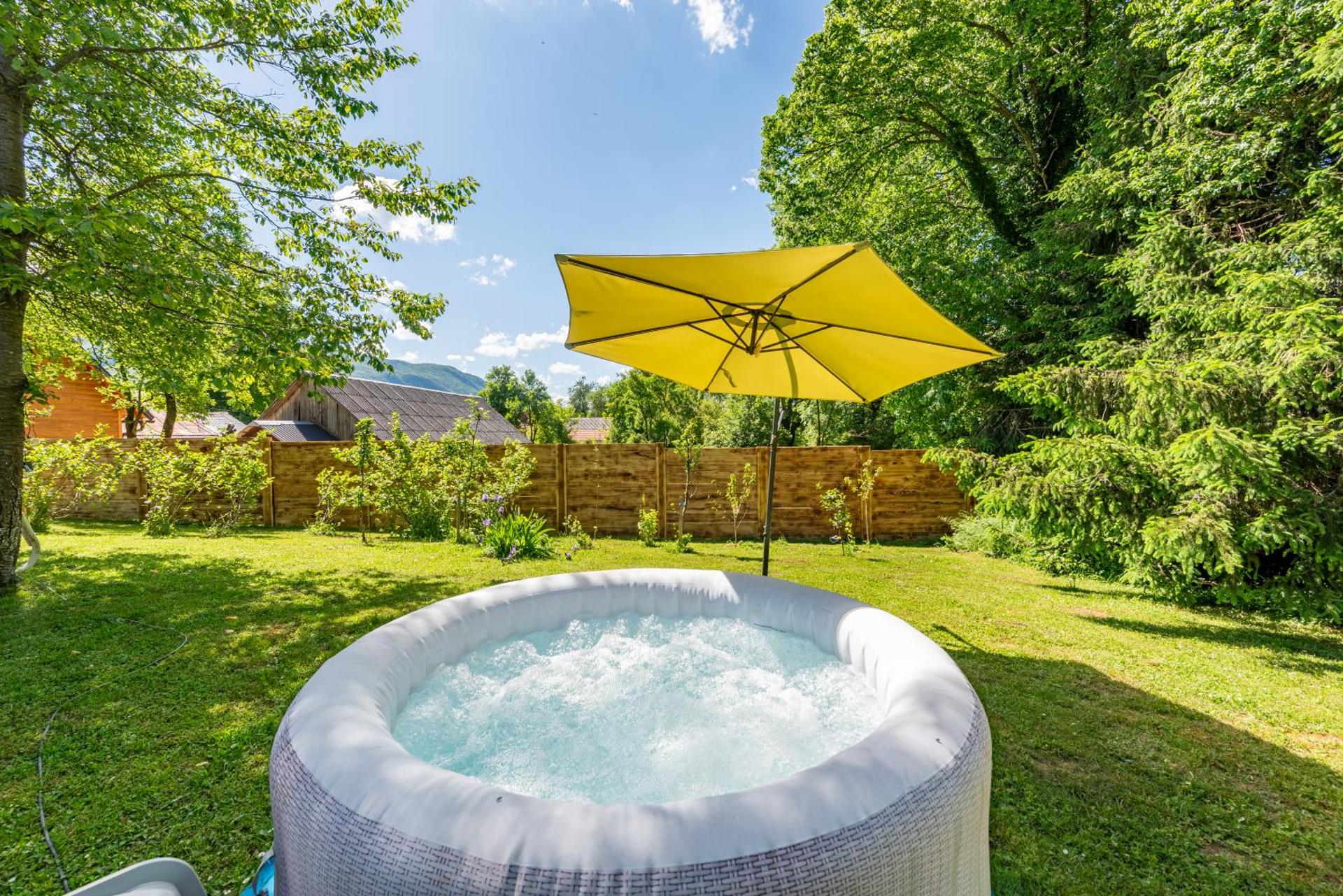 Kuća za odmor - POD VELEBITOM