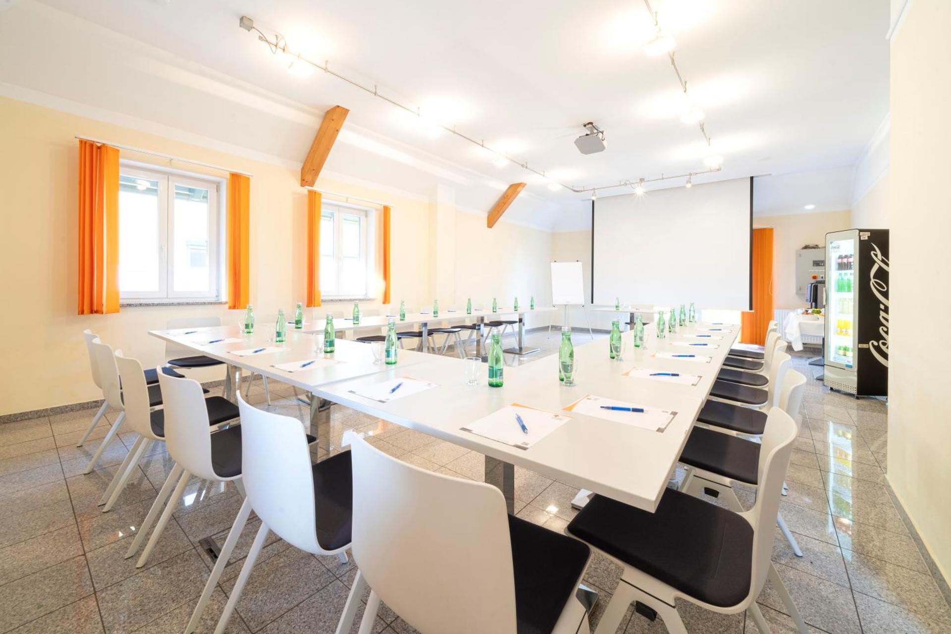 Meeting/conference room