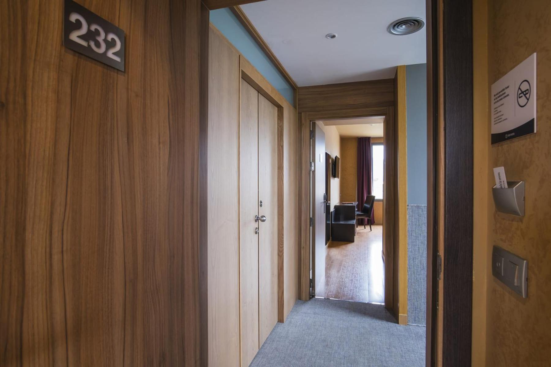 Two Connecting Double Rooms