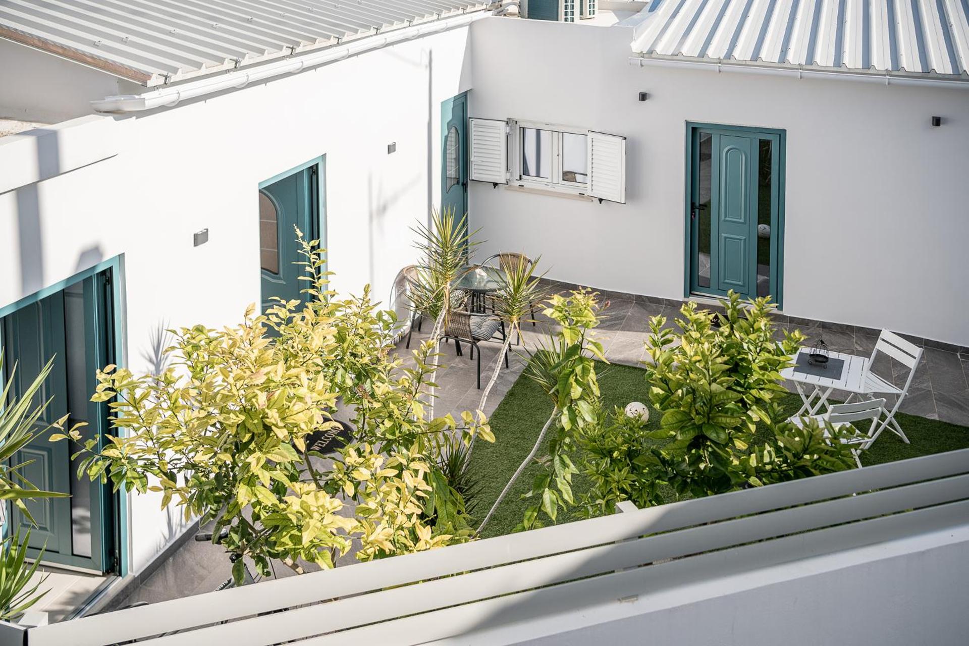 M City Apartments 100m from the beach