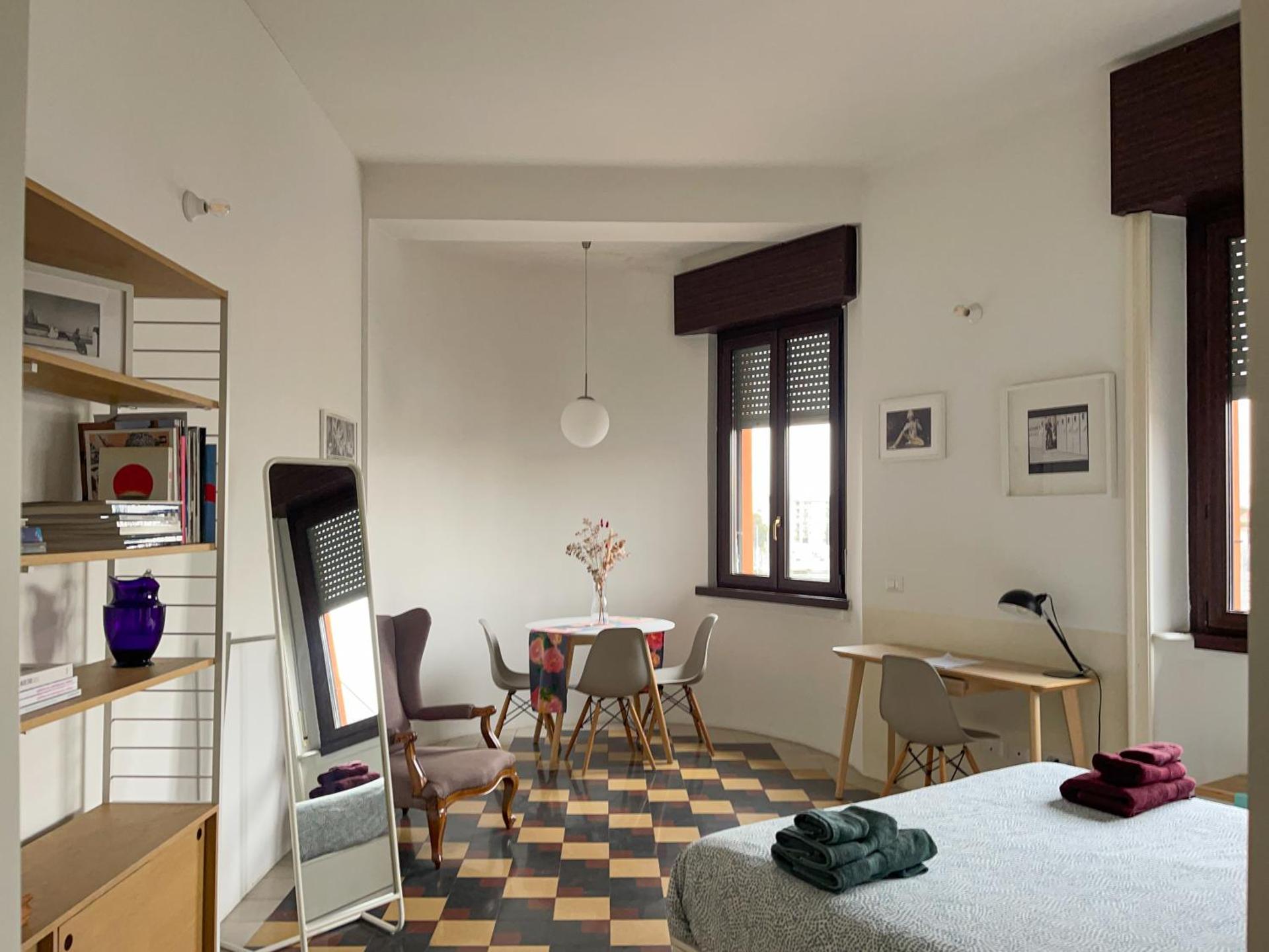 BIG BRIGHT COZY STUDIO APARTMENT IN NOLO NEAR MM1