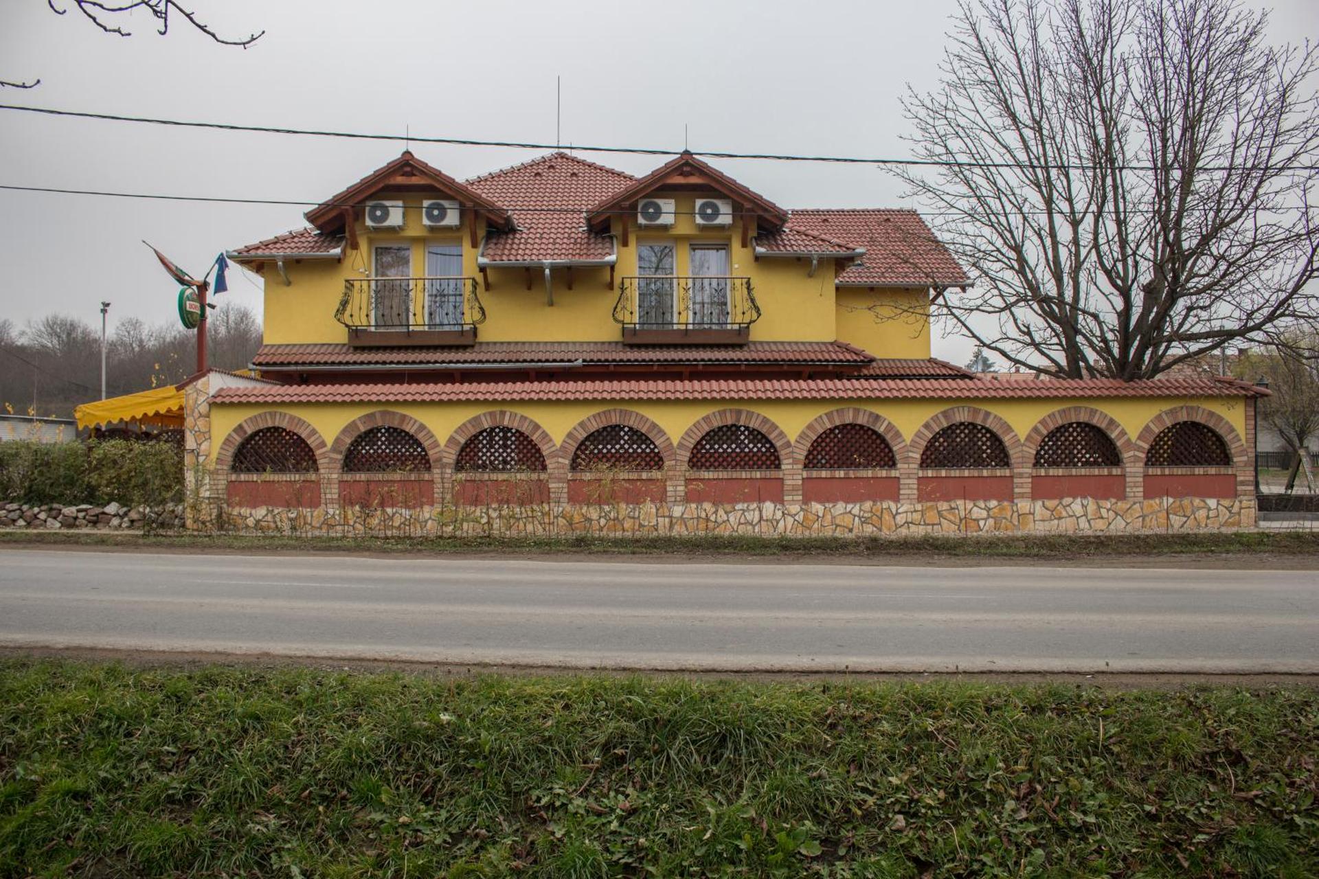 Restaurant/places to eat