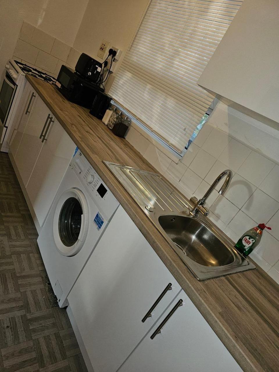 Entire Apartment Oval