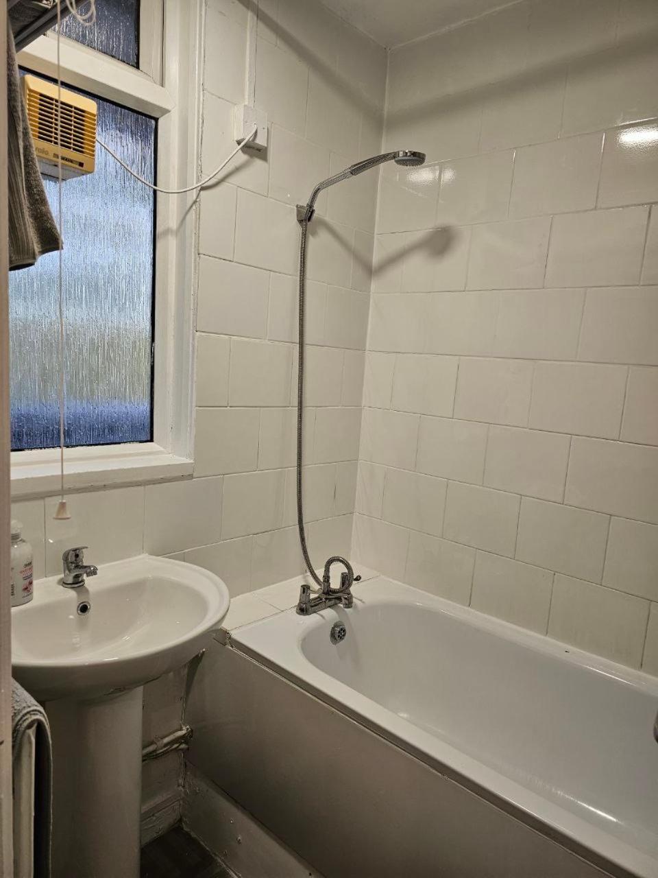 Entire Apartment Oval