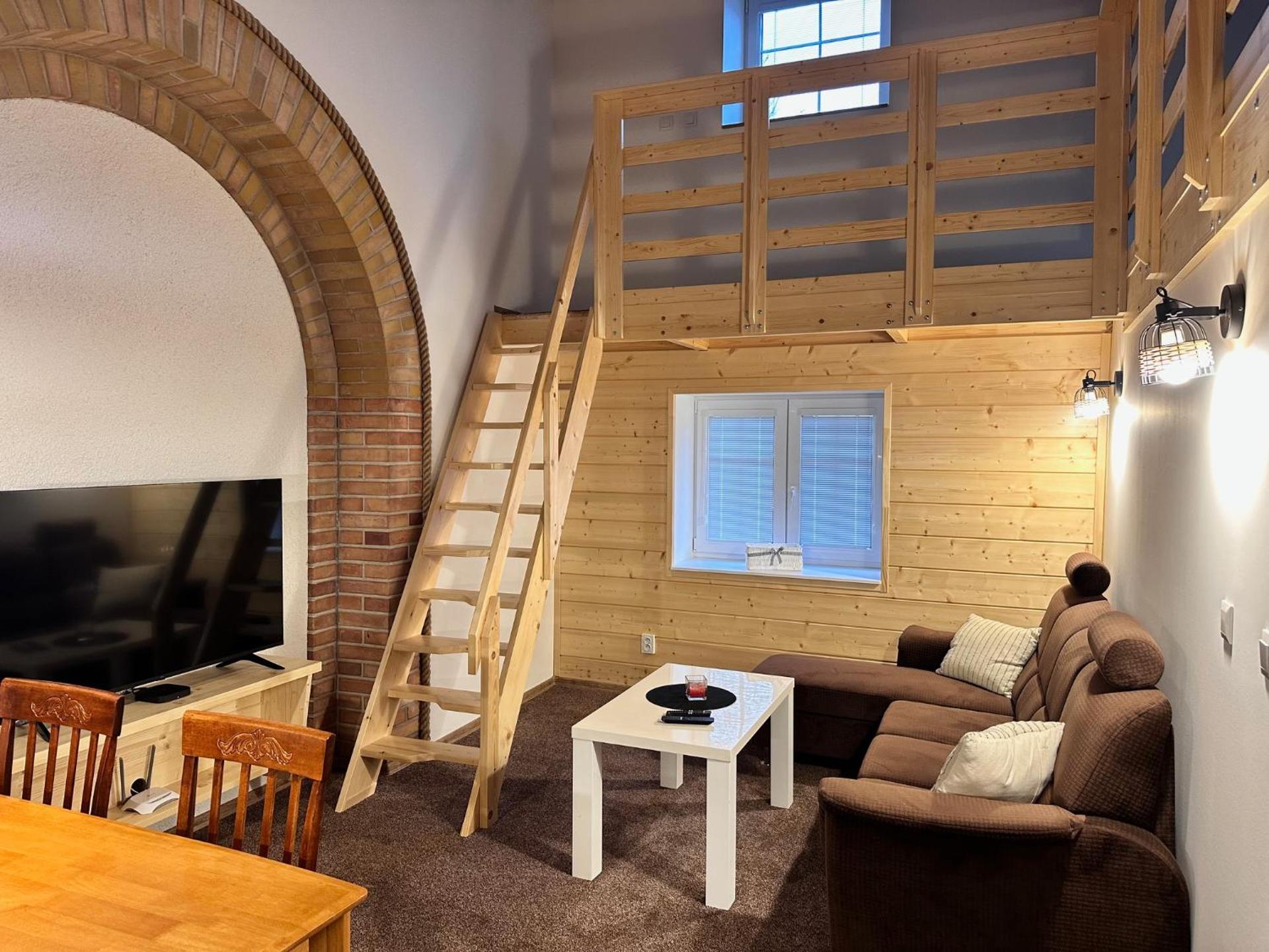 Apartment - Split Level