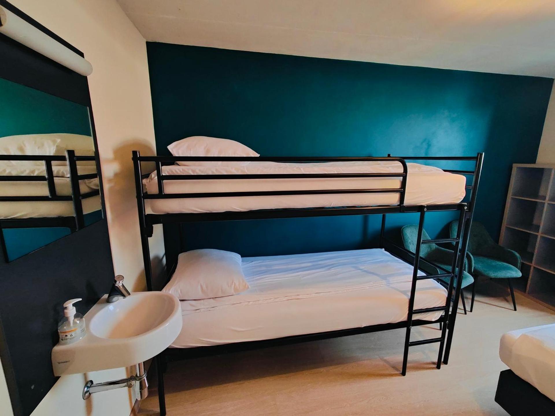 Bed in 6-Bed Mixed Dormitory Room