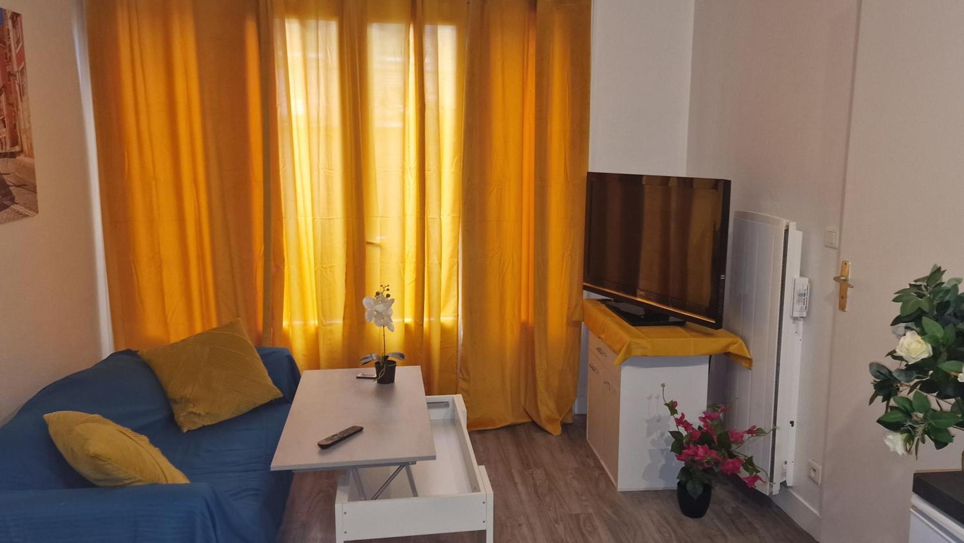 App 1- Studio Lumineux et Jardin Hyper-Centre 5min gare