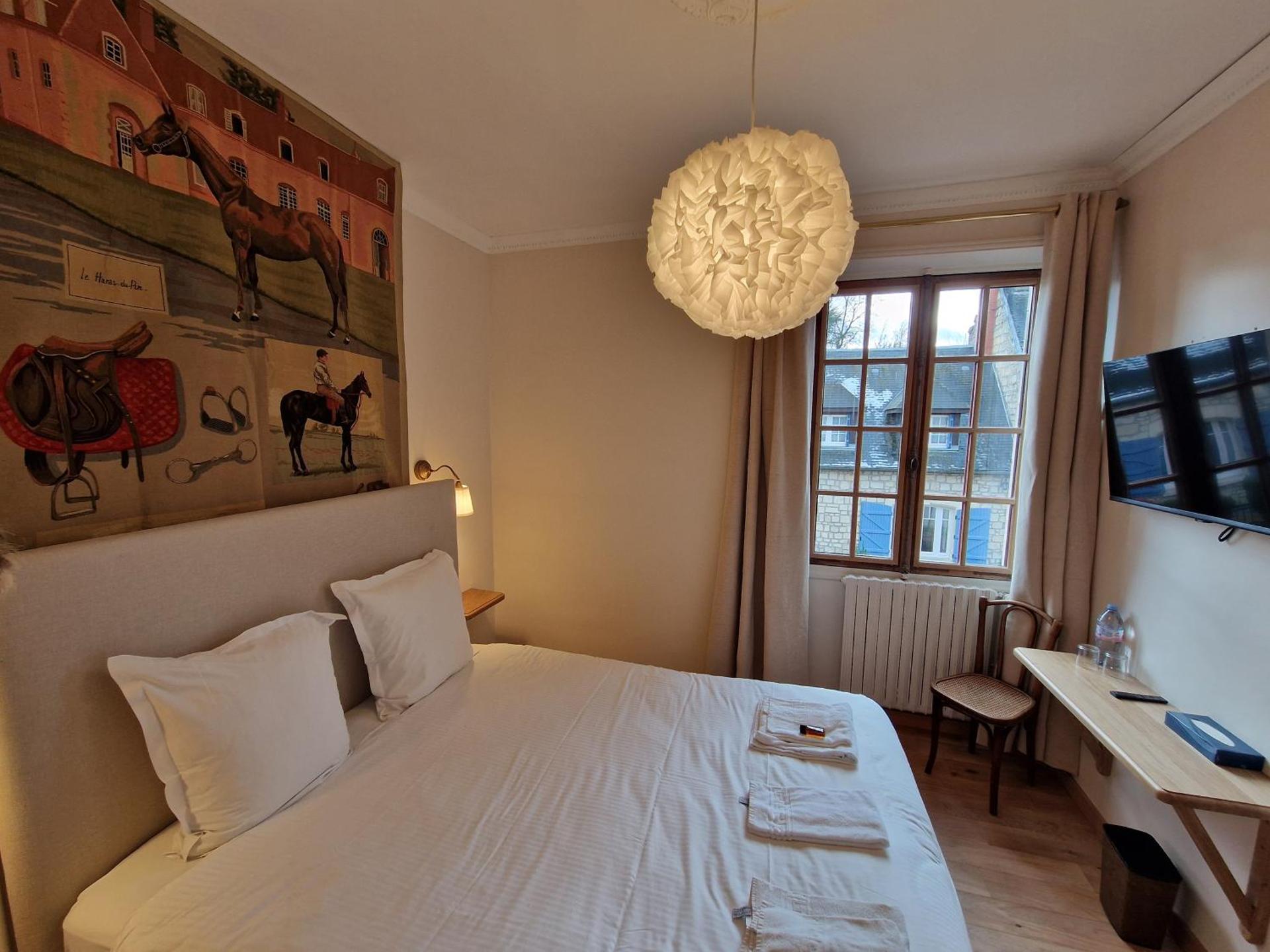 HOTEL DE L'ABBAYE DE LONGPONT