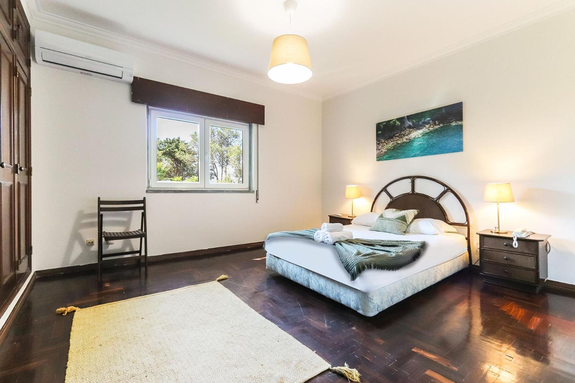 Vita Portucale ! Sintra Retreat Villa with Pool