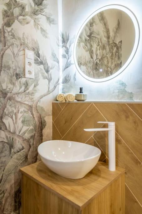 Downtown Comfort Two