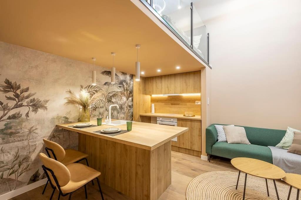 Downtown Comfort Two