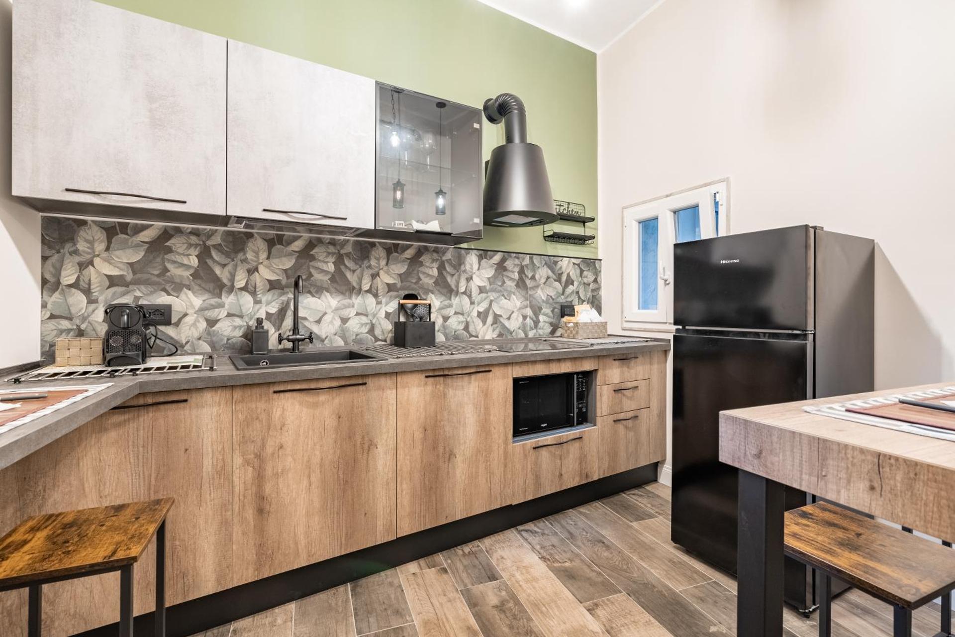 Kitchen or kitchenette