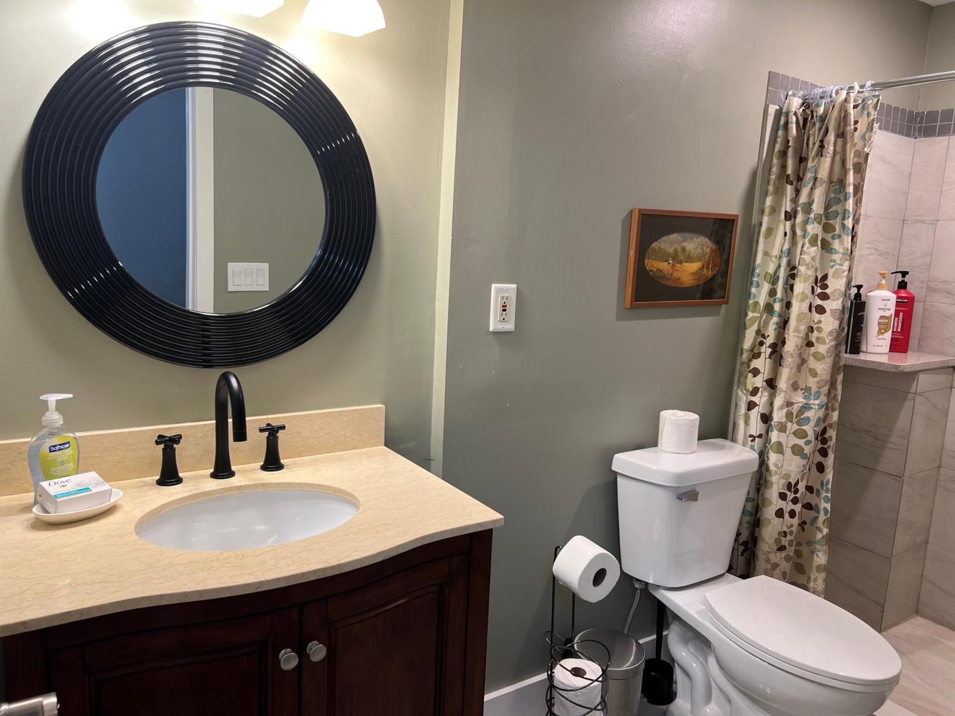 Guest Suite in Peggy's Cove Area