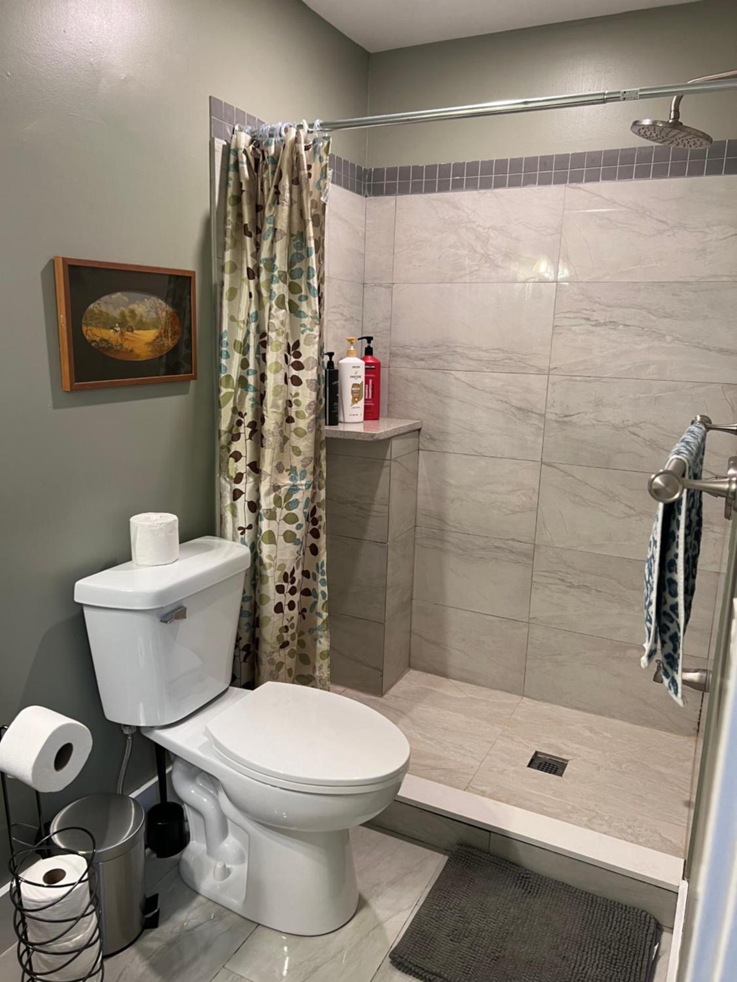 Guest Suite in Peggy's Cove Area