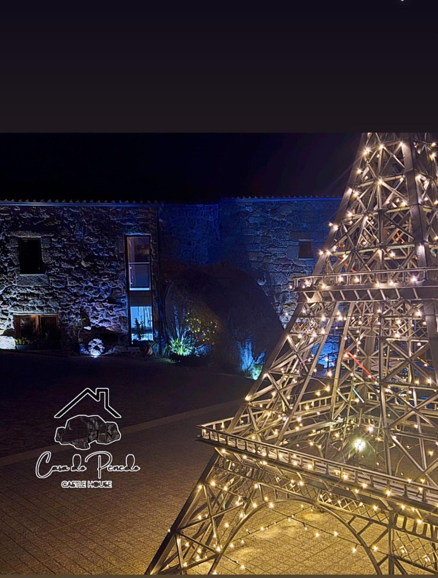 Casa do Penedo Castle House