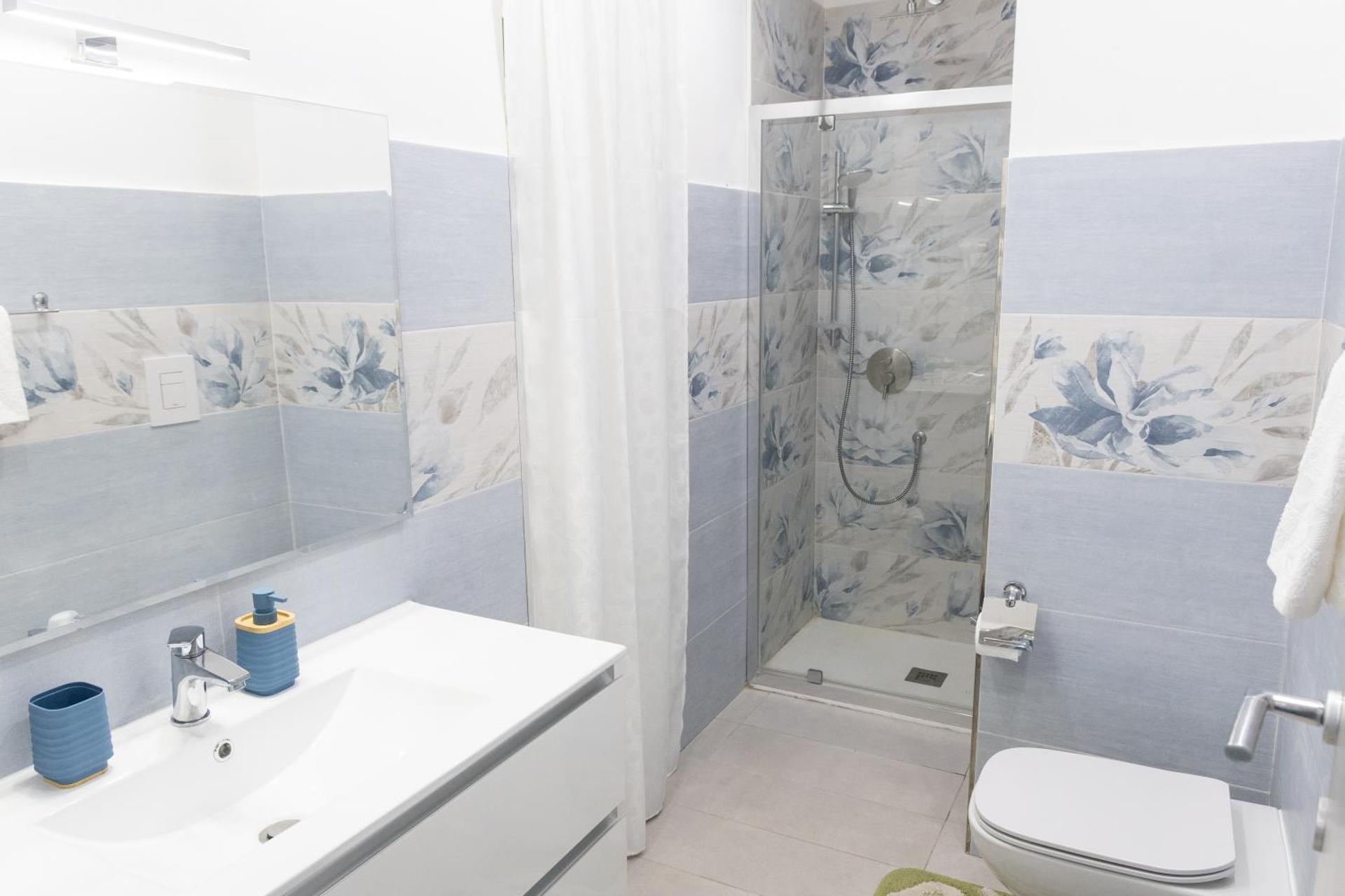 Enkeltrom med eget bad