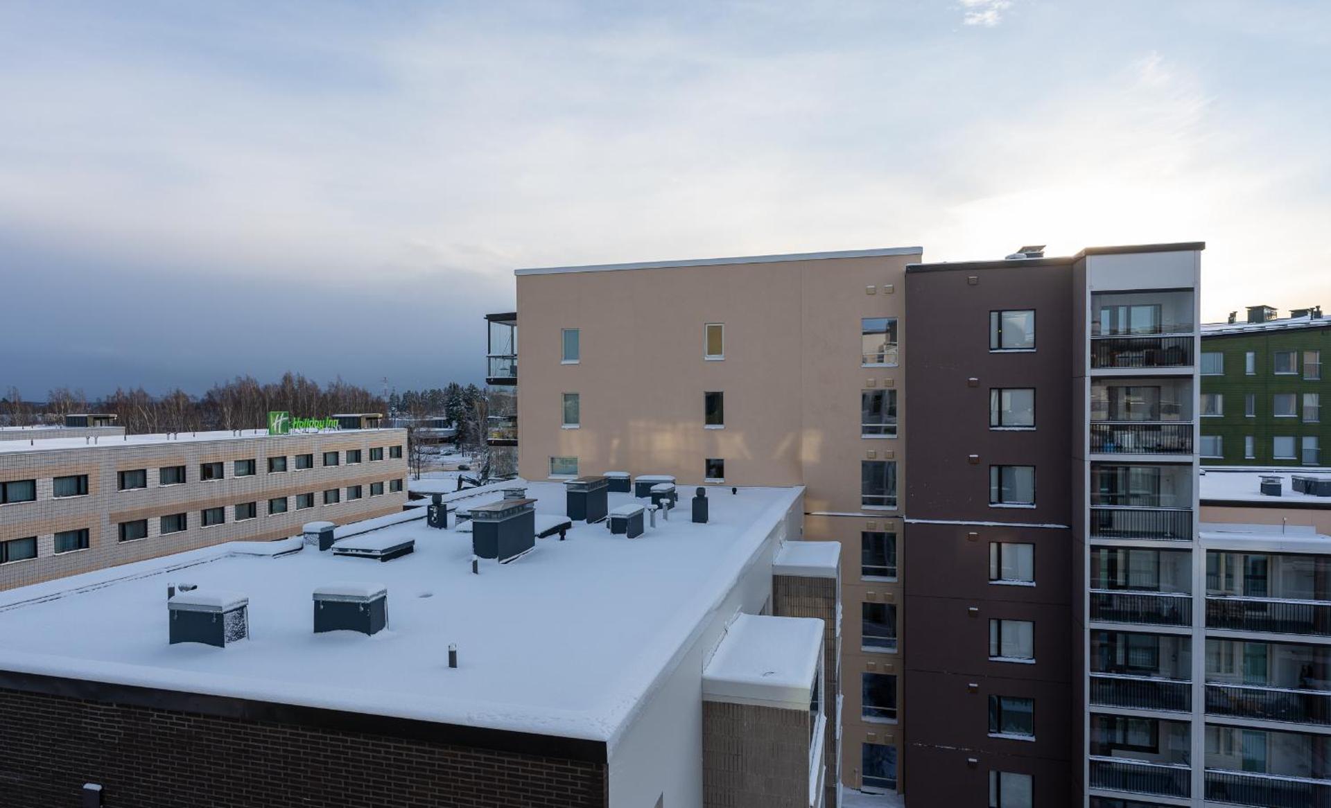 Easy Stay Rooms & Apartments near Airport