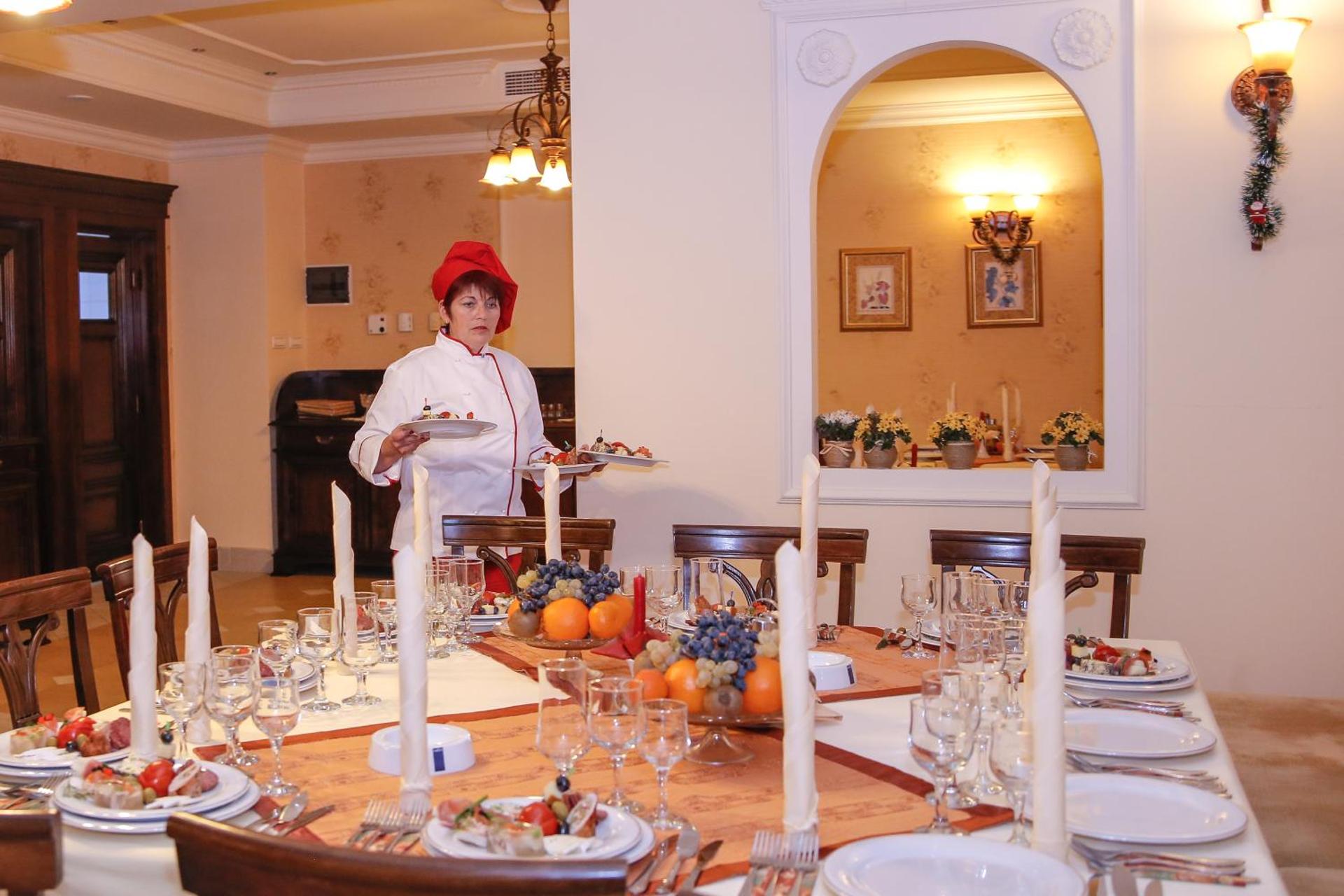 Restaurant/places to eat