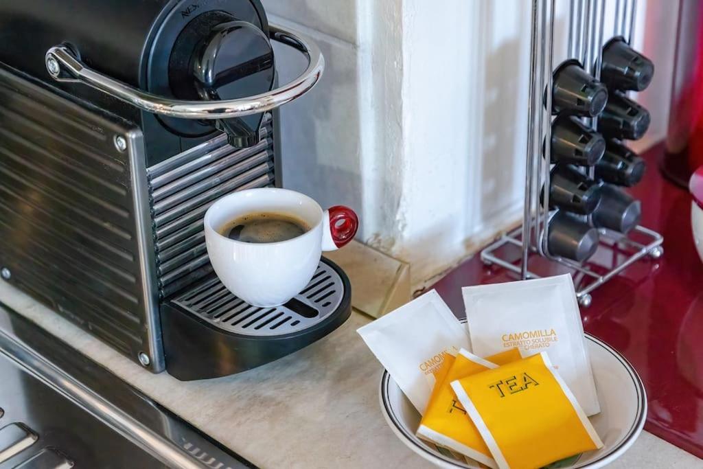 Coffee/tea facilities