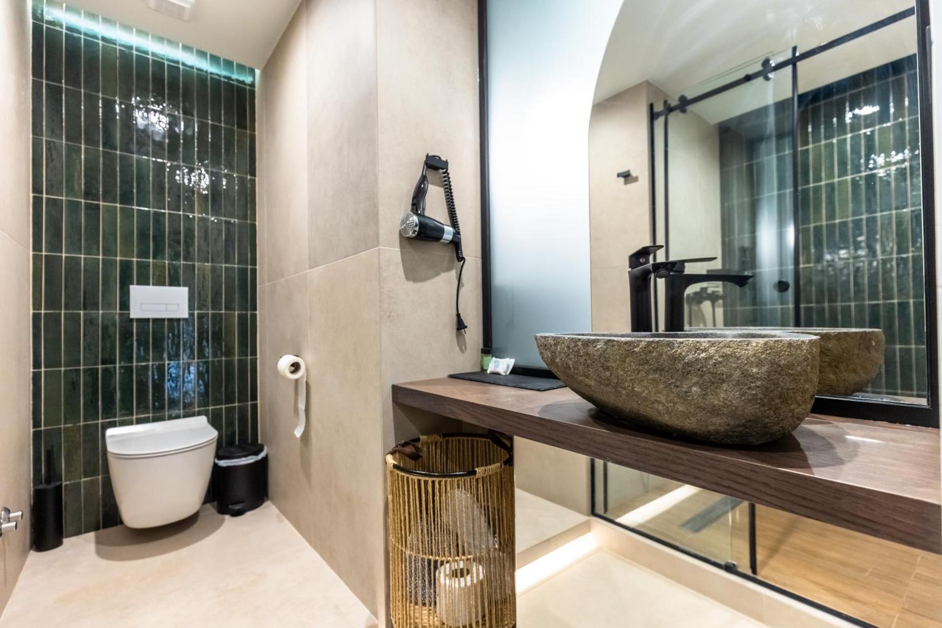 Vermio Suites in the center of Naousa