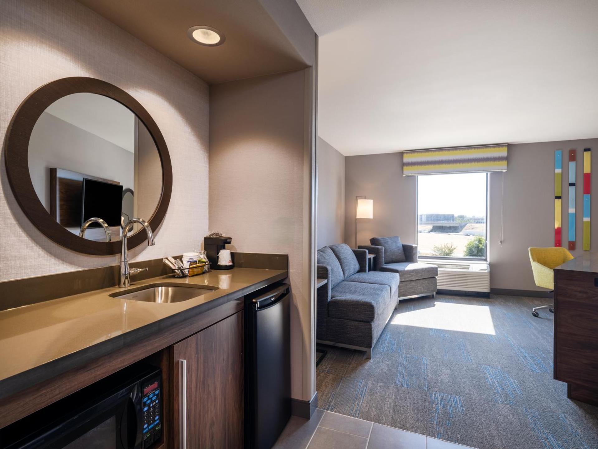 Coffee/tea facilities