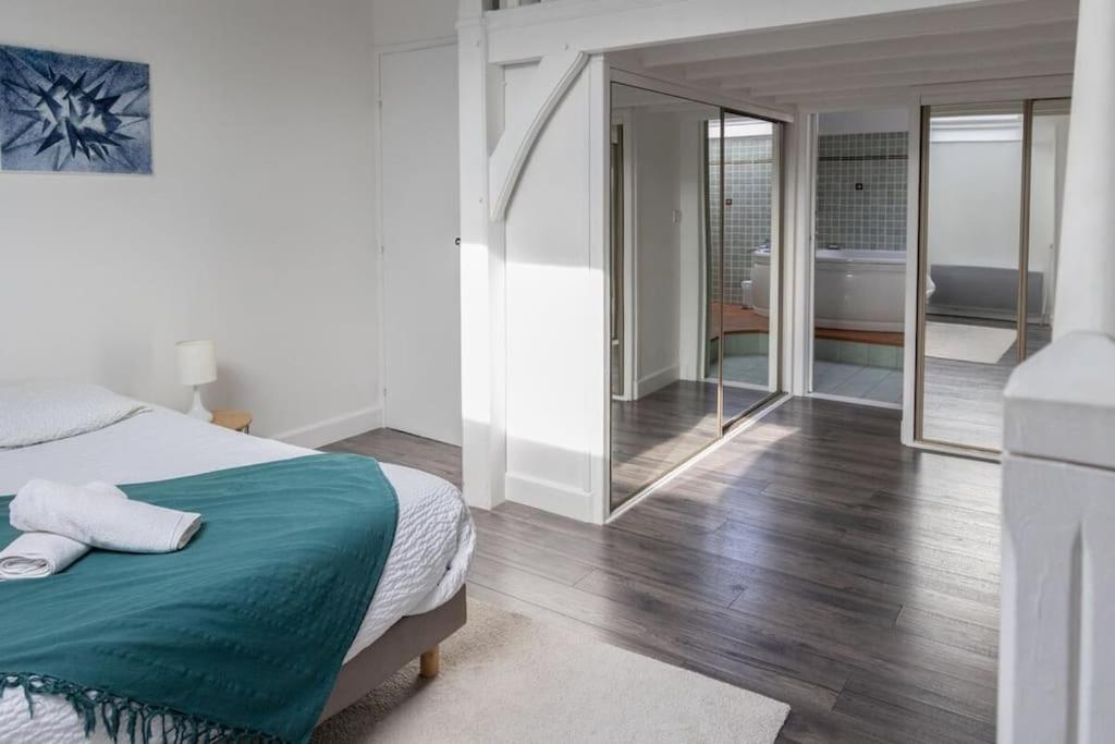 Le Loft des Artistes - Repas & Vins possibles sur demande