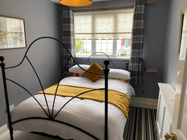 Oakville Entire House