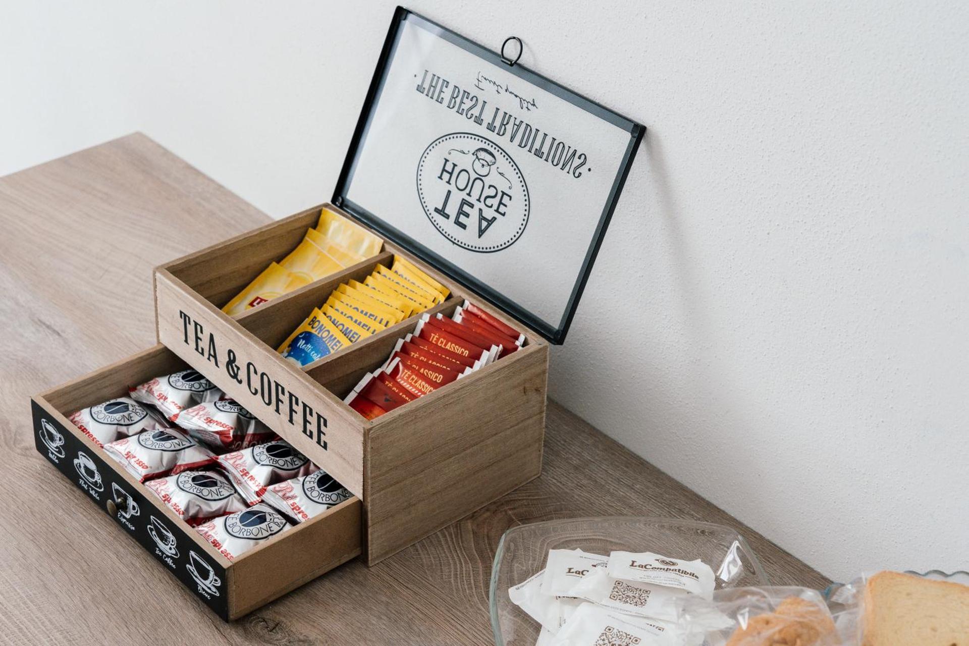 Coffee/tea facilities