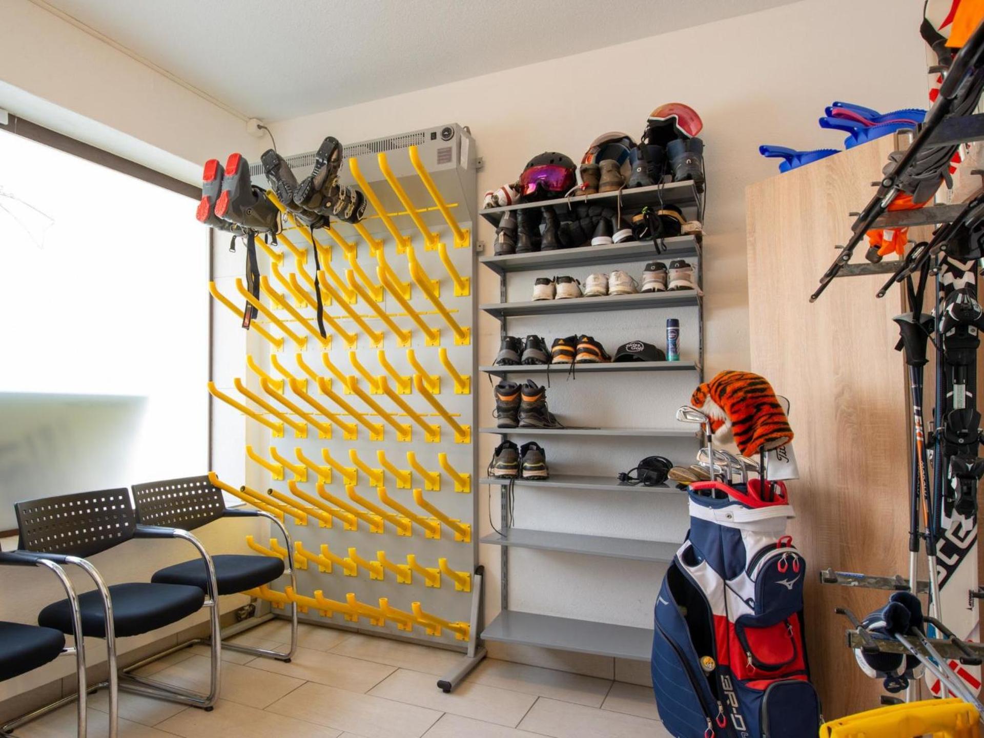 Apartment Zurschmitten 15 1- UG Süd by Interhome