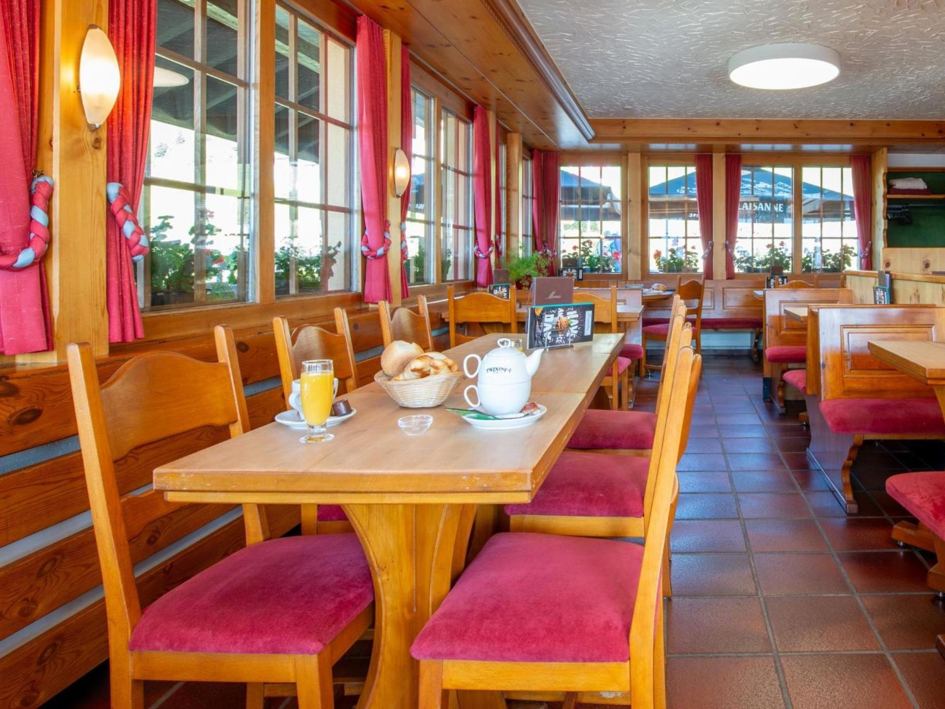 Apartment Zurschmitten 15 1- UG Süd by Interhome