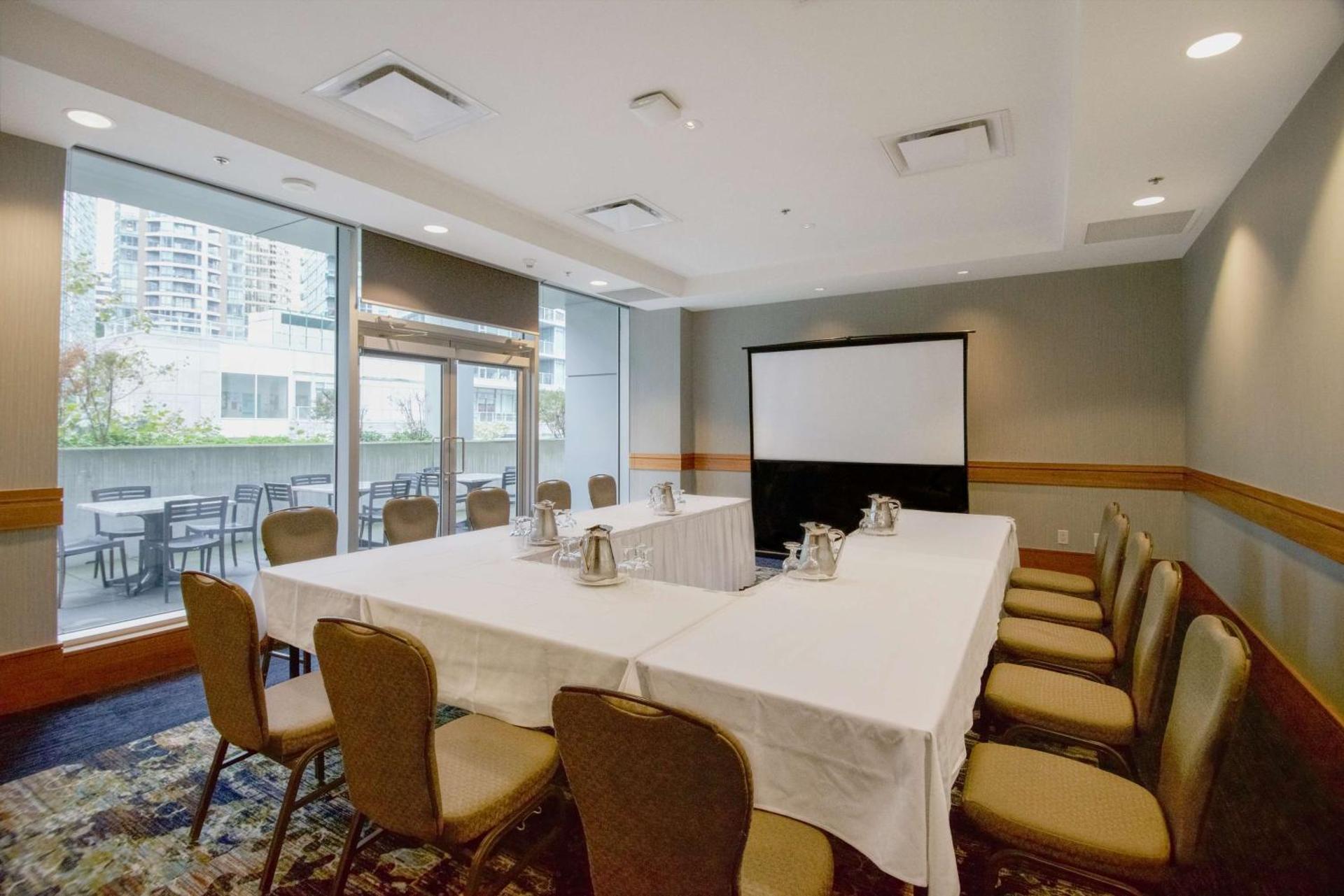 Meeting/conference room