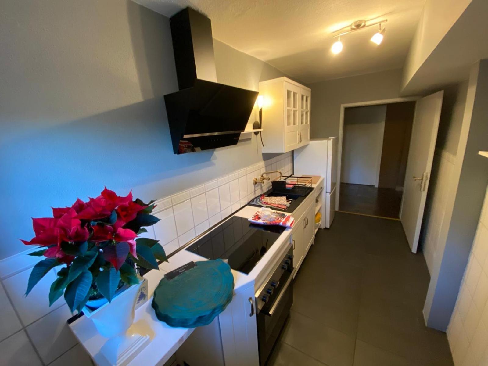 Deluxe One-Bedroom Apartment