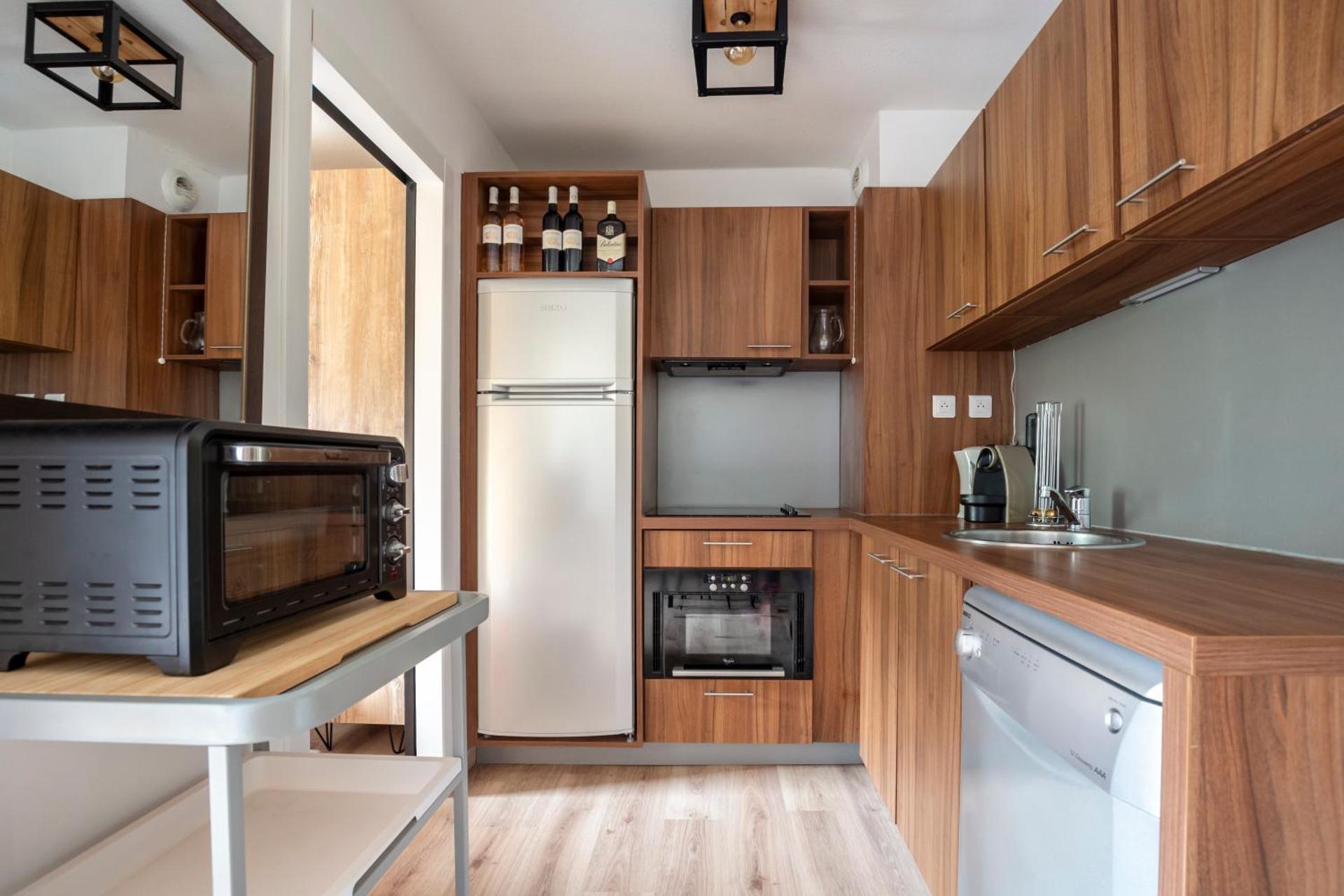 Joli T2, Centre, Parking privé, Wifi, Local à ski