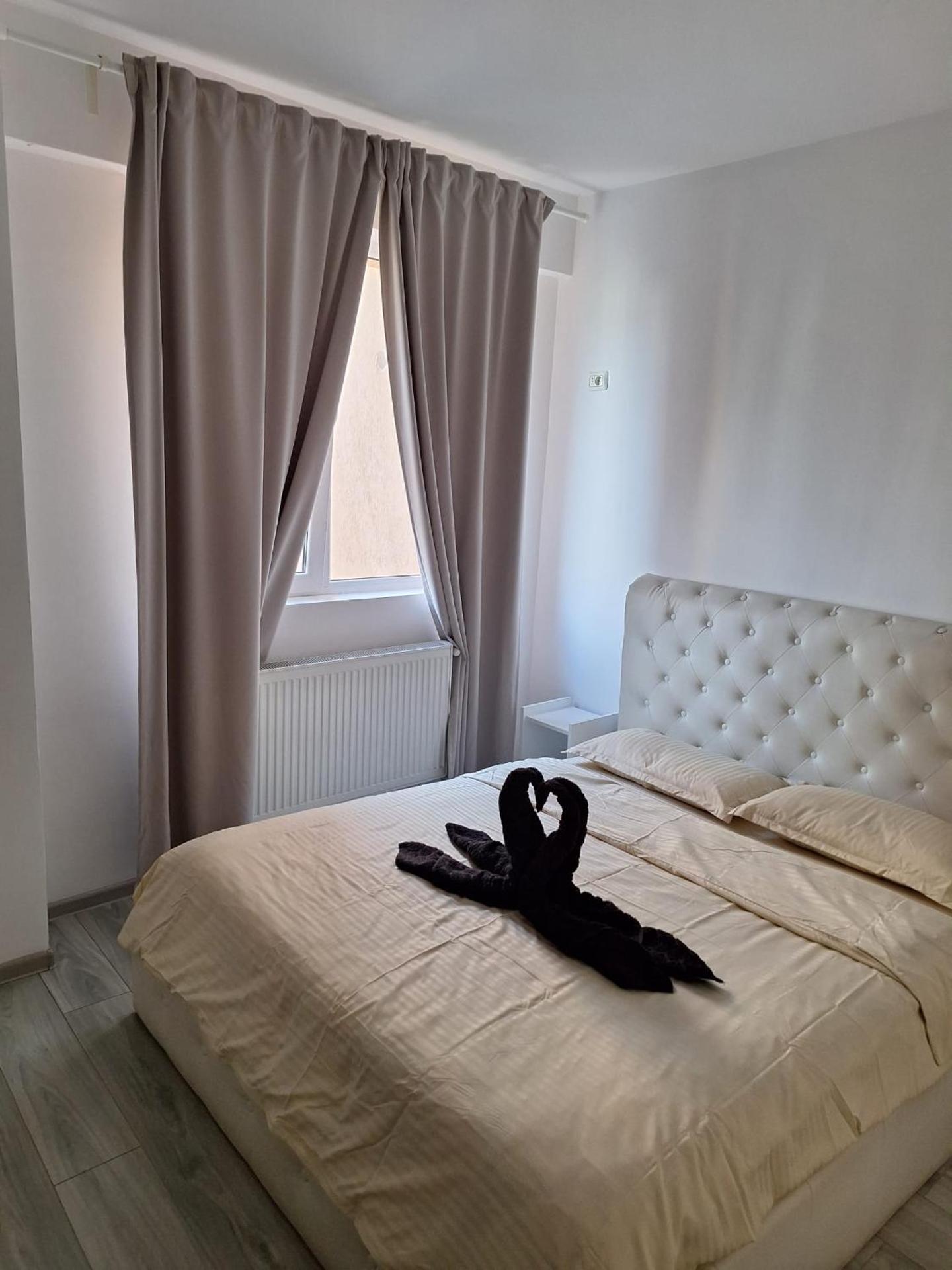 Luxury Daniel Apartament Residence Militari