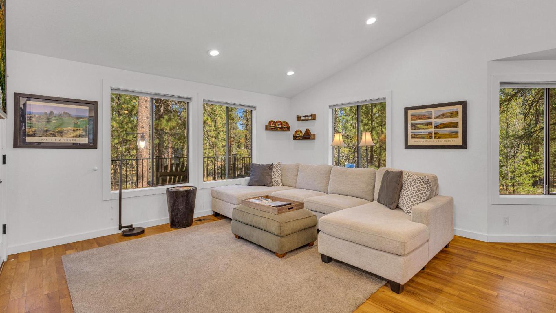 Diamond Peak - Unit 20