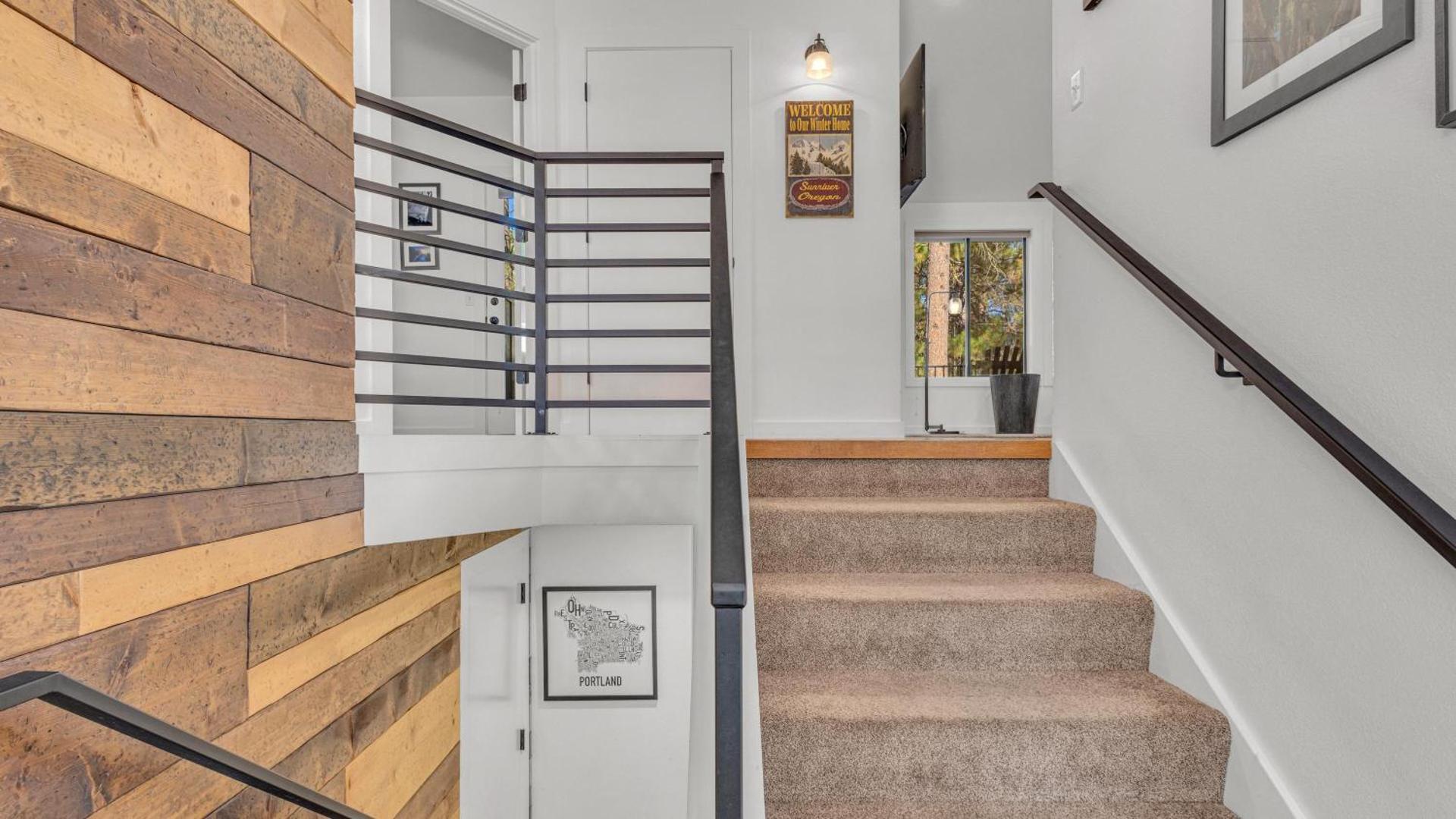 Diamond Peak - Unit 20