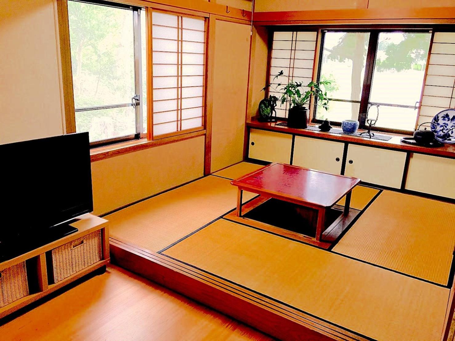 Communal lounge/ TV room