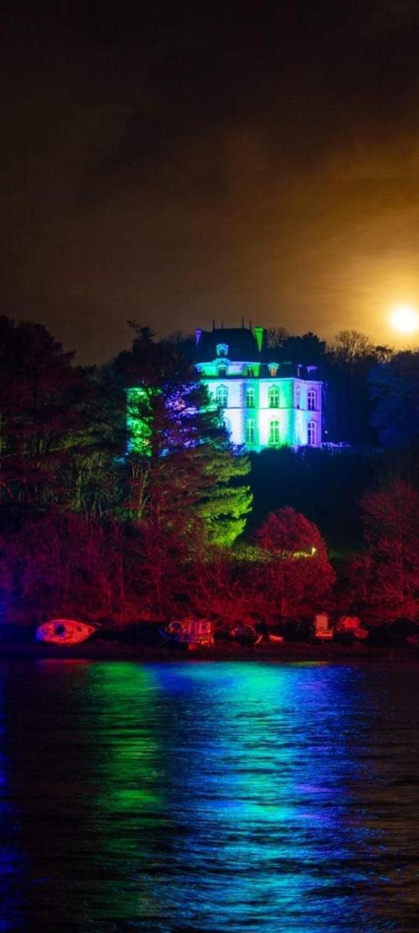 jolie maison au château