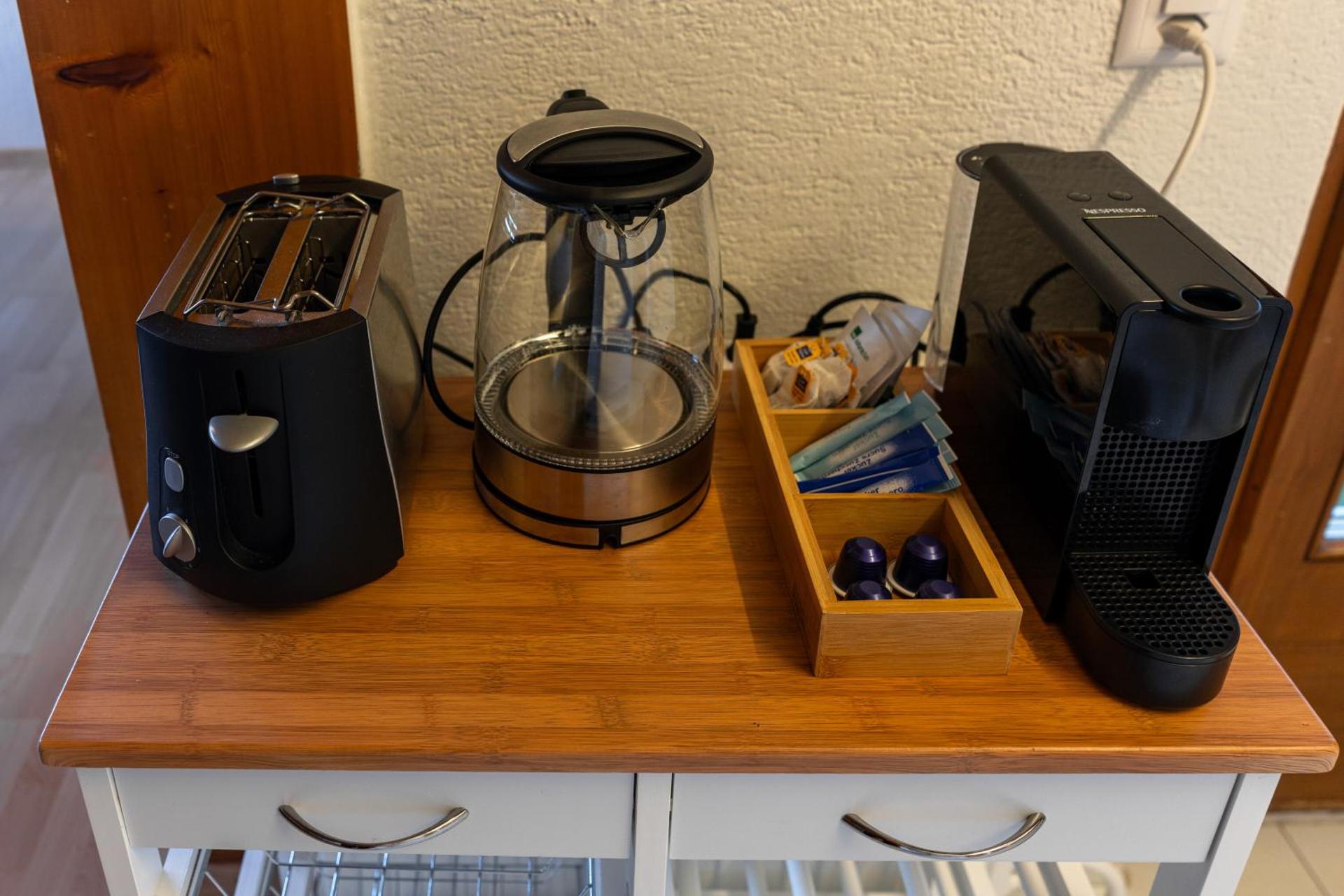 Coffee/tea facilities