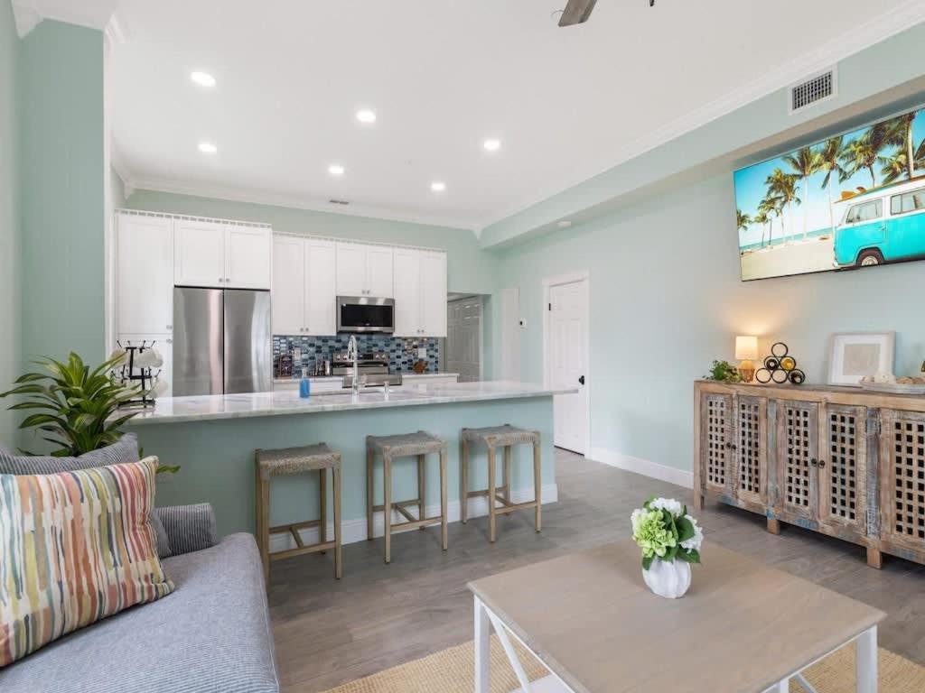 Cozy first floor waterside condo