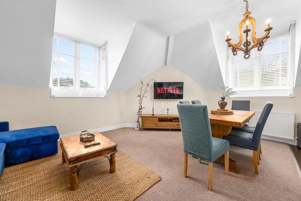 Charming Luxury Apartment Peak District