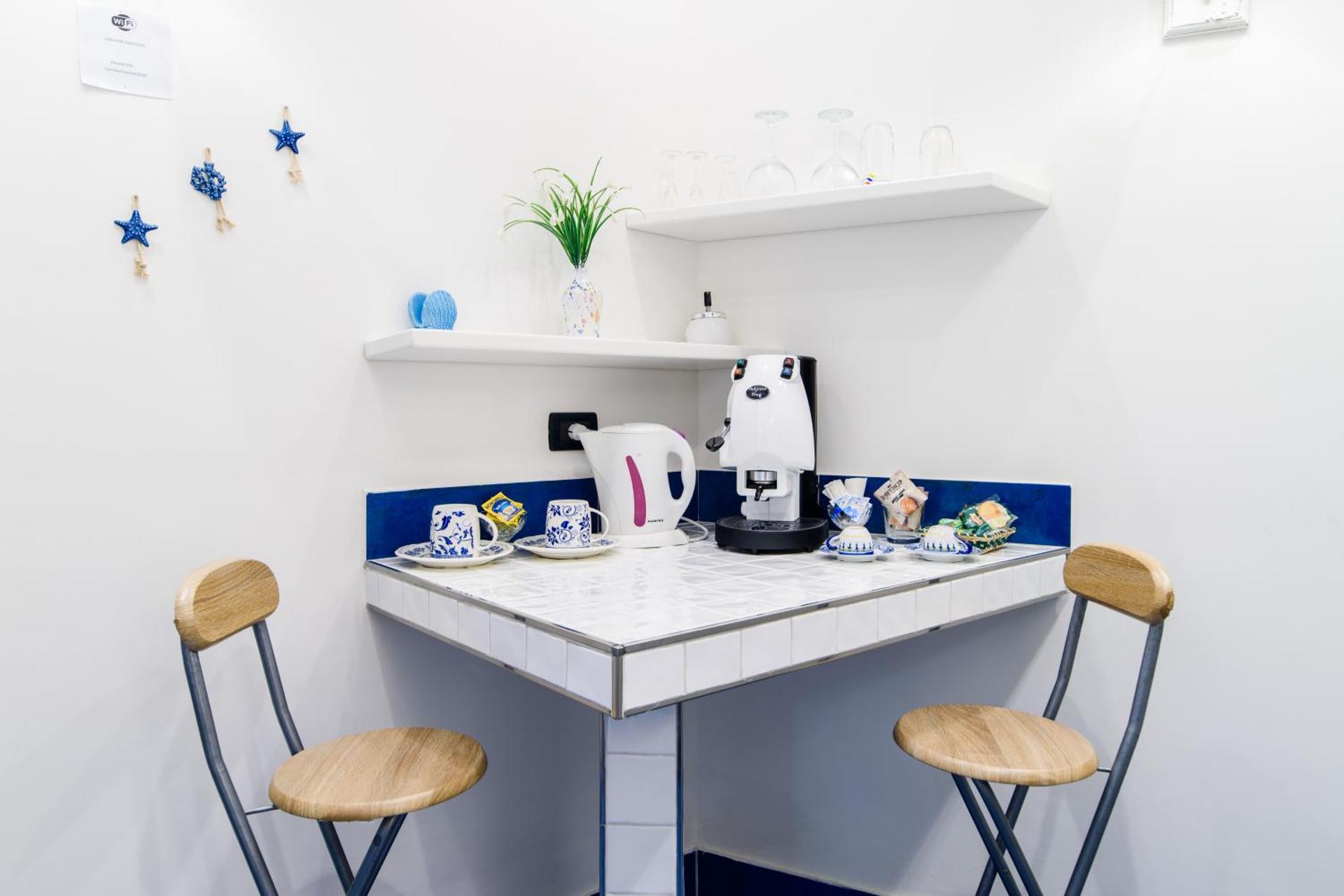 Coffee/tea facilities