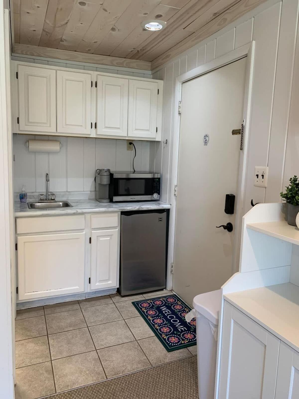 Shanty Creek, Condo, Golf ,Sleeps 4, Pets welcome!