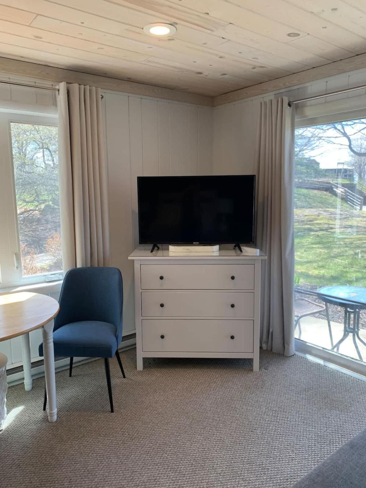 Shanty Creek, Condo, Golf ,Sleeps 4, Pets welcome!