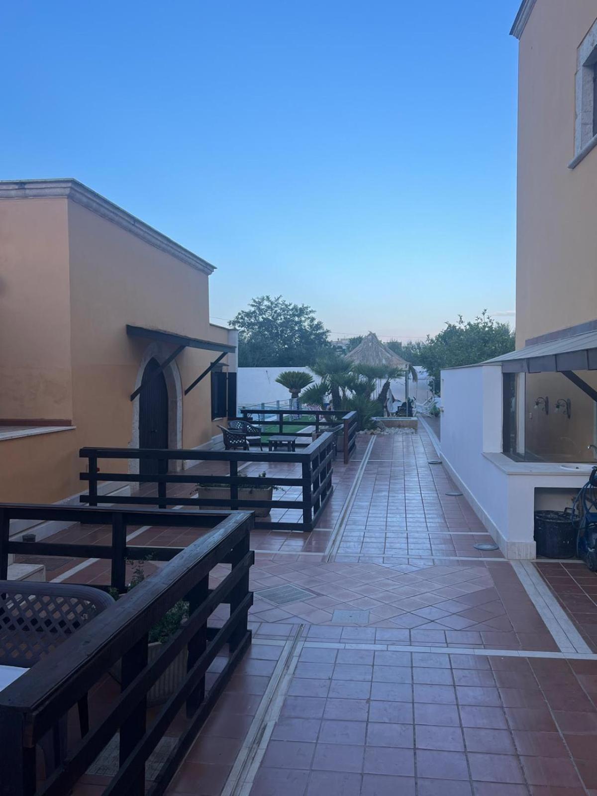 Casal Mastro appartamenti e camere con piscina