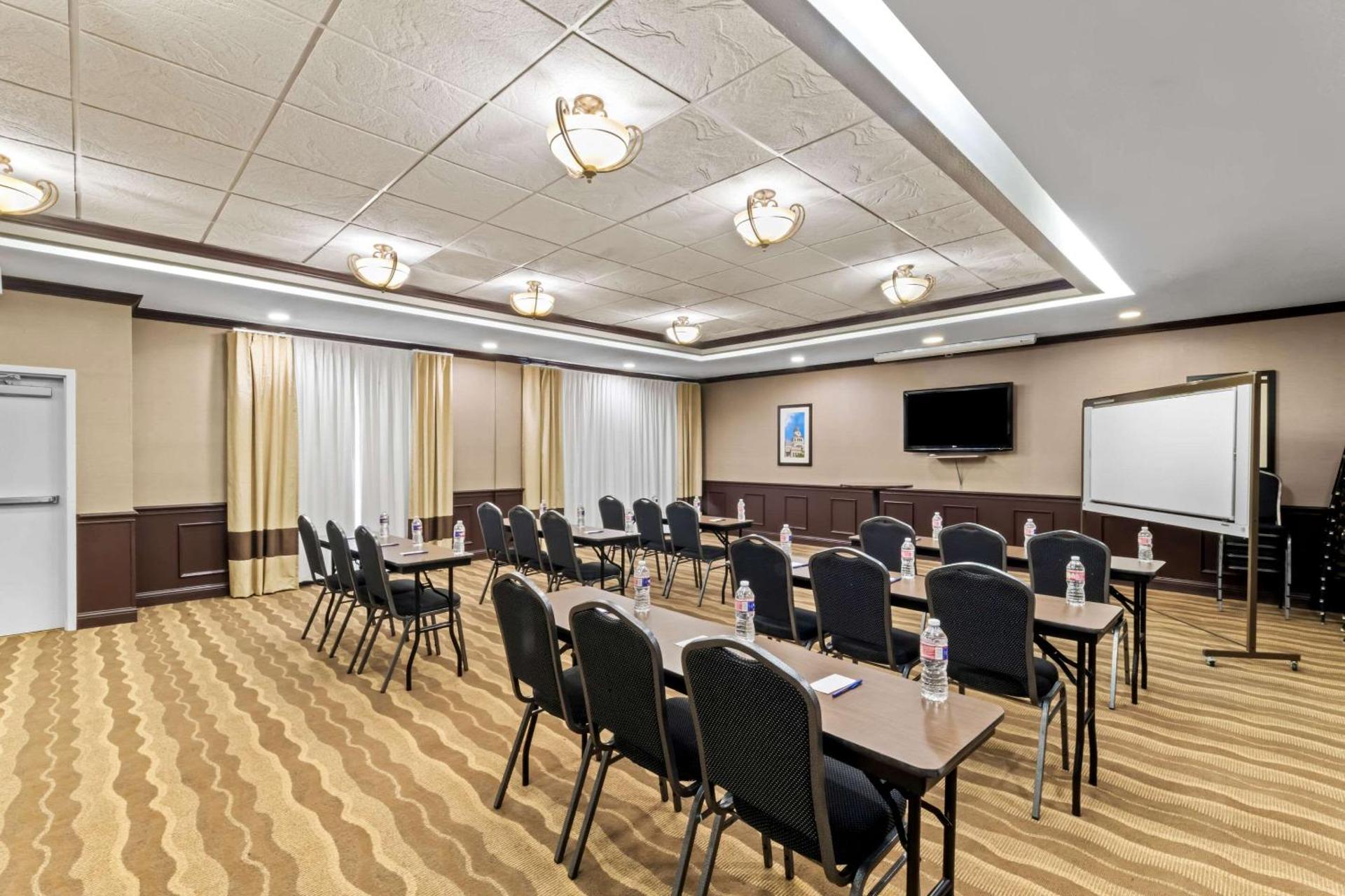 Meeting/conference room