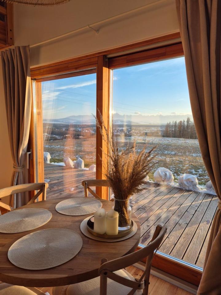 PrzyStań nad Listepką domek nowoczesna stodoła z widokiem na Tatry, Gorce i Pieniny