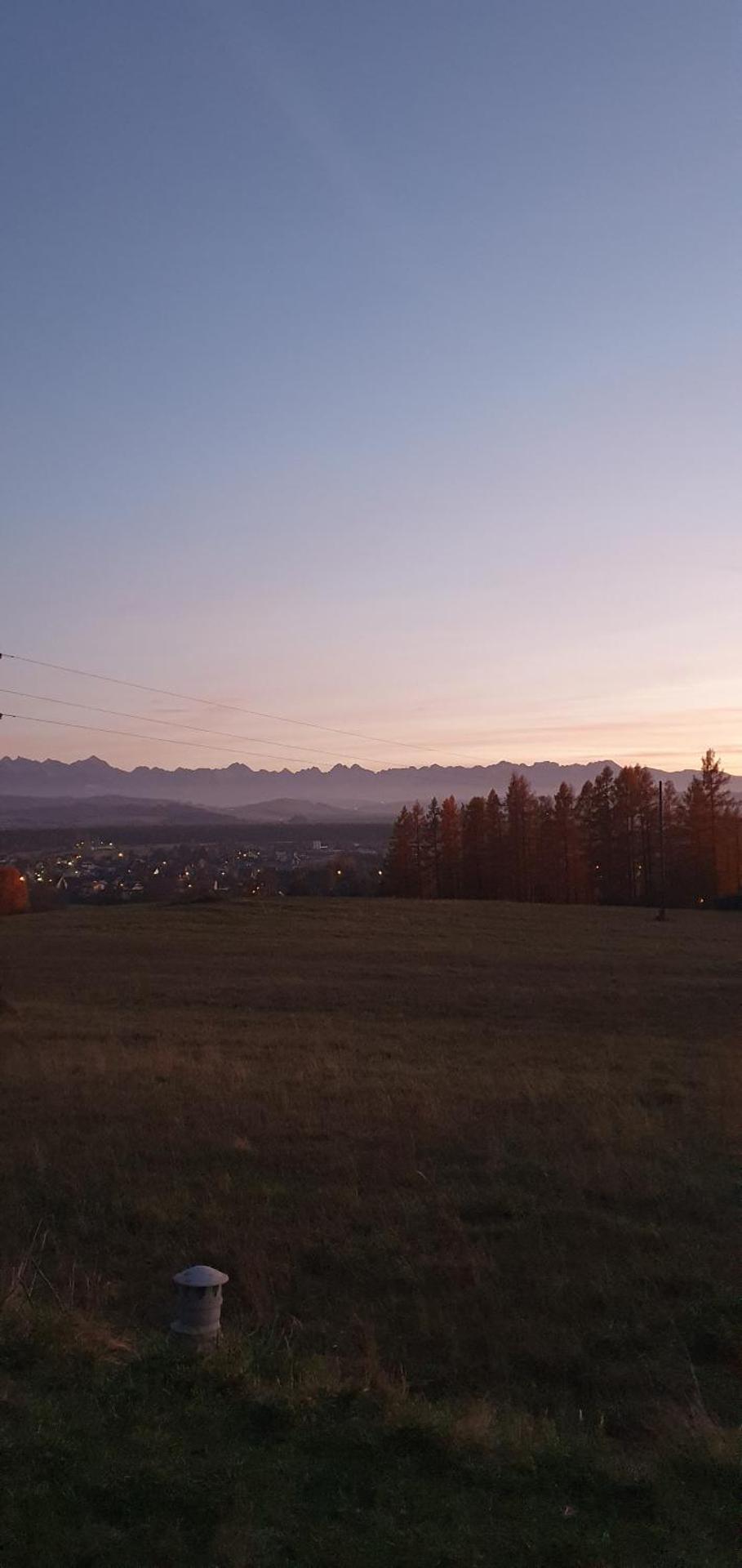 PrzyStań nad Listepką domek nowoczesna stodoła z widokiem na Tatry, Gorce i Pieniny